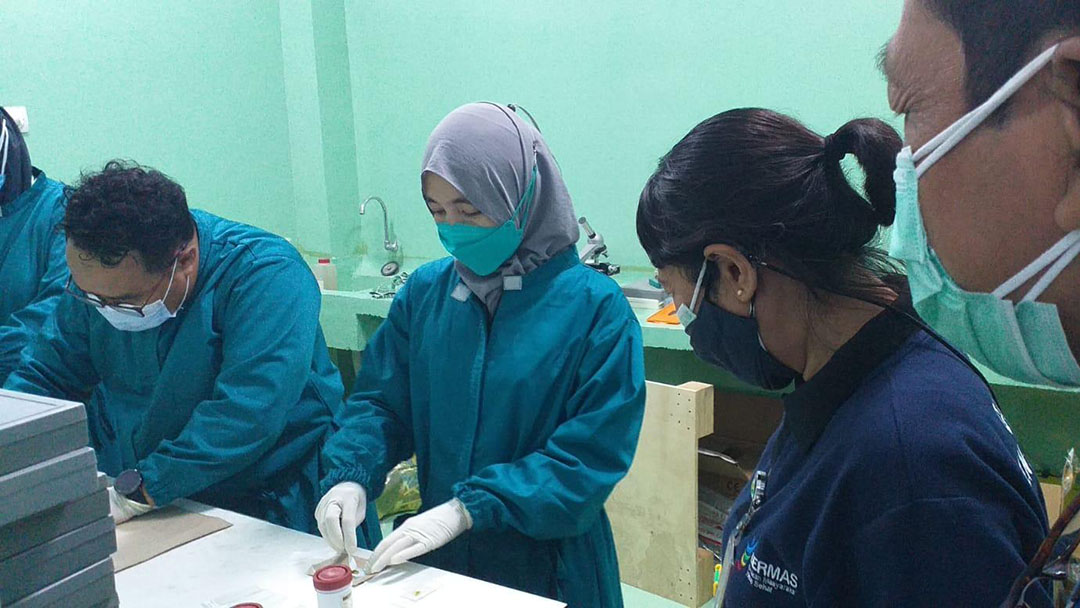 Supervisi Penelitian Model Penanganan Stunting dengan Integrasi Program WASH dan Kecacingan di Labkesda Kabupaten Garut