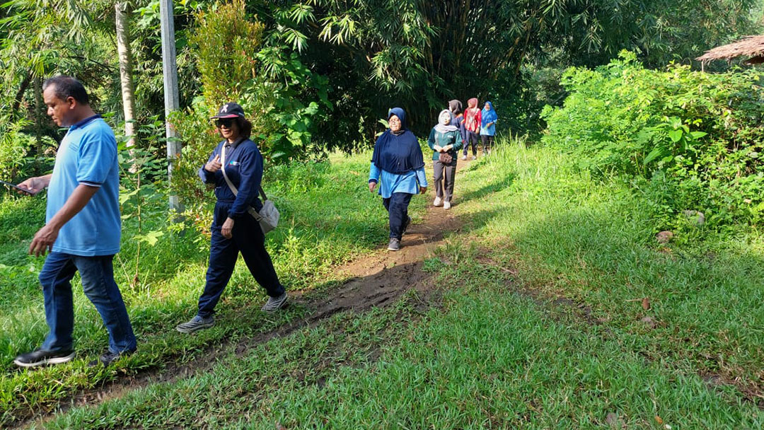 Olah Raga Jalan Sehat Tingkatkan Imunitas dan Kekompakan